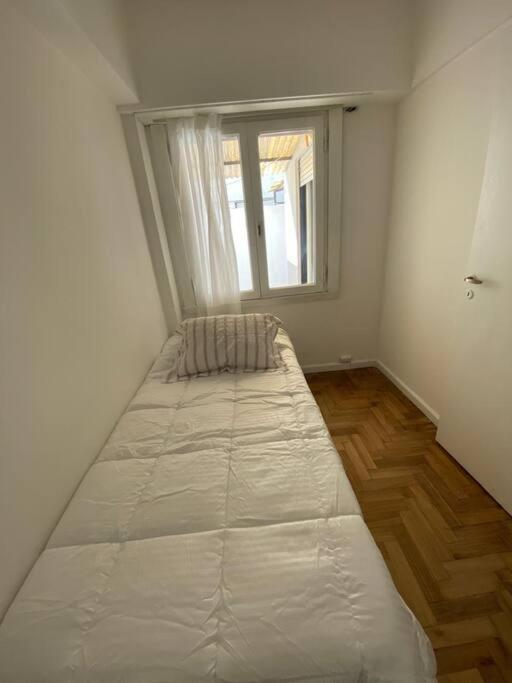 Departamento Avellaneda y Alem - Two-Bedroom Apartment - 8