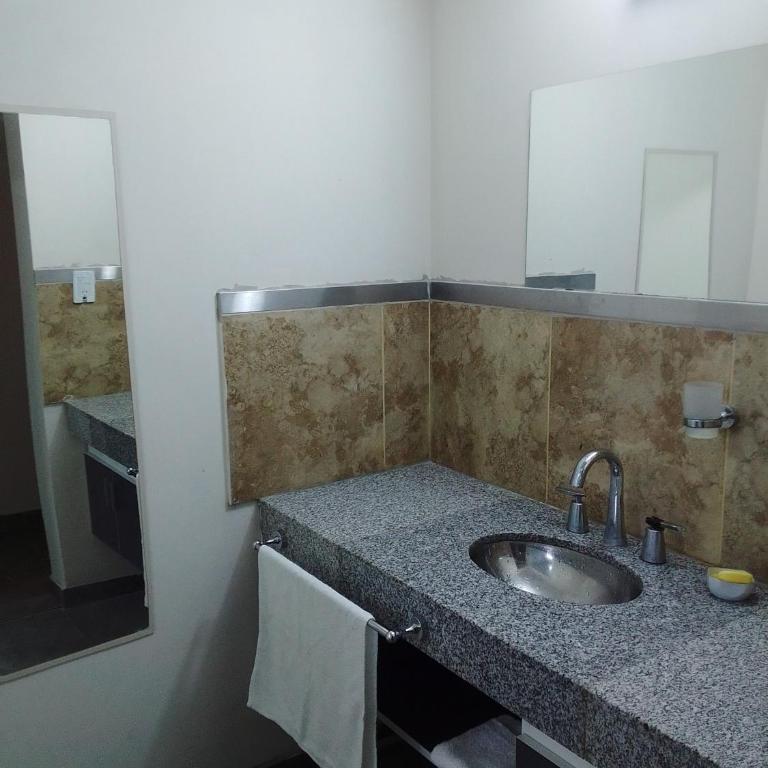 ALTOS DEL MOLLE en VCP predio con solo 2 cabañas - Two-Bedroom Apartment with Mountain View - 5