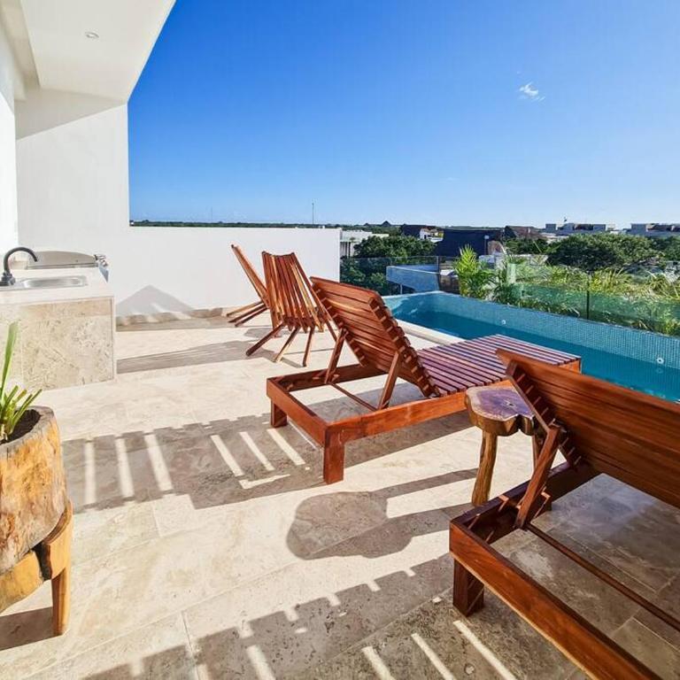 Beach Access Sunrise Condo private pool fast wifi - One-Bedroom Apartment - 15