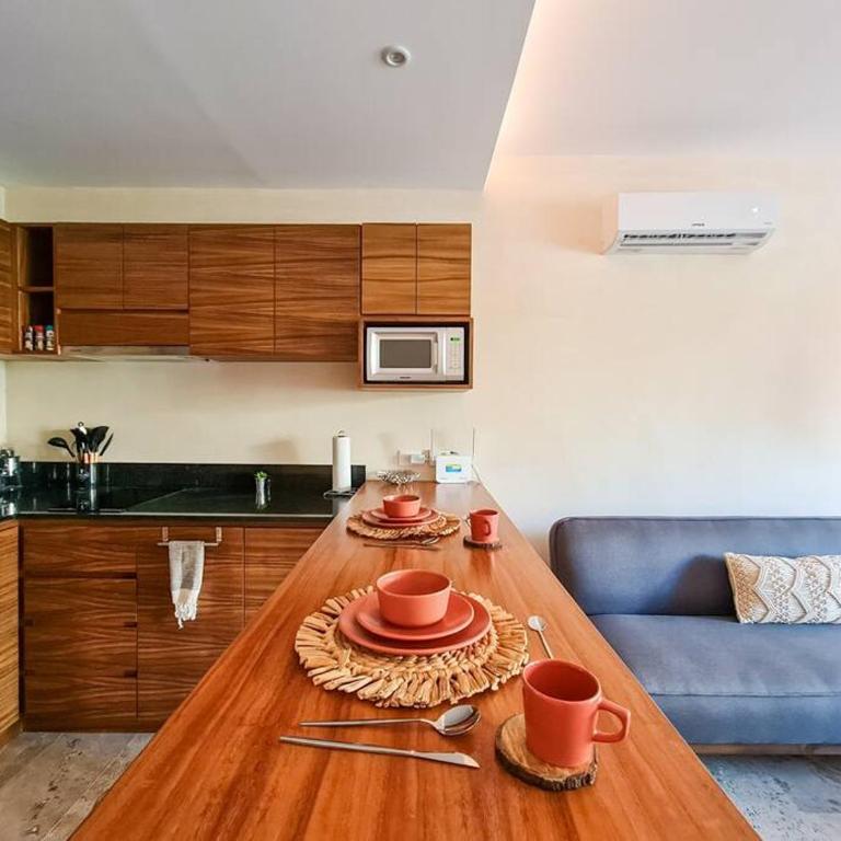 Beach Access Sunrise Condo private pool fast wifi - One-Bedroom Apartment - 28