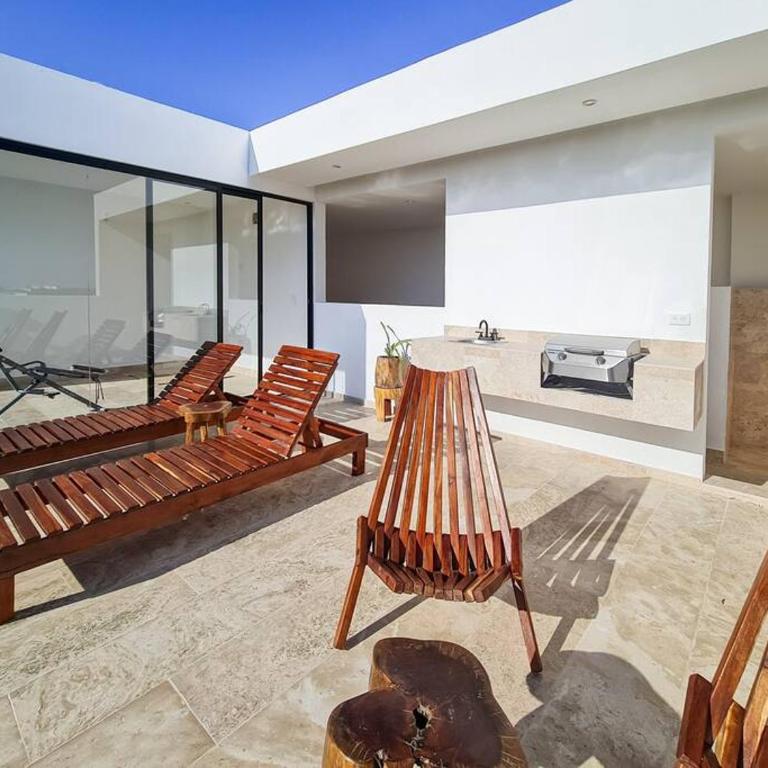 Beach Access Sunrise Condo private pool fast wifi - One-Bedroom Apartment - 35