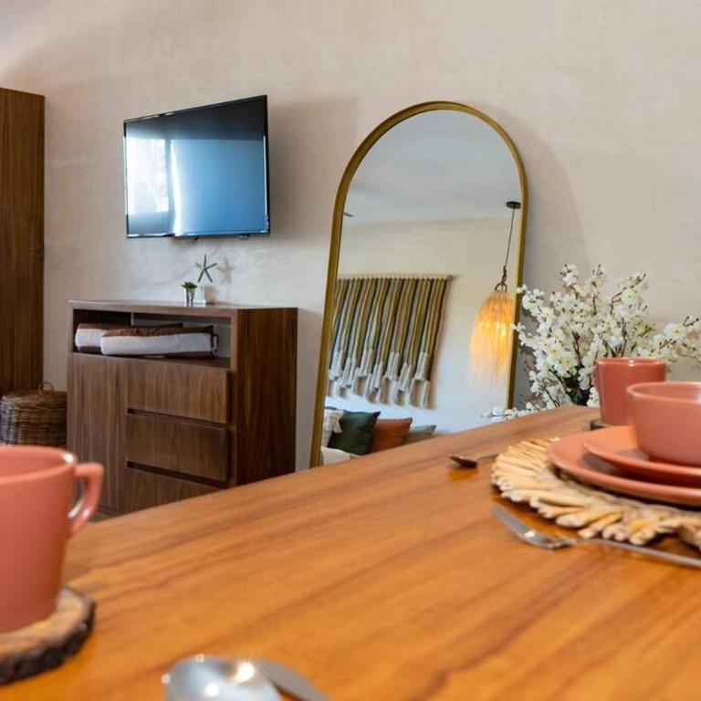 Beach Access Sunrise Condo private pool fast wifi - One-Bedroom Apartment - 37