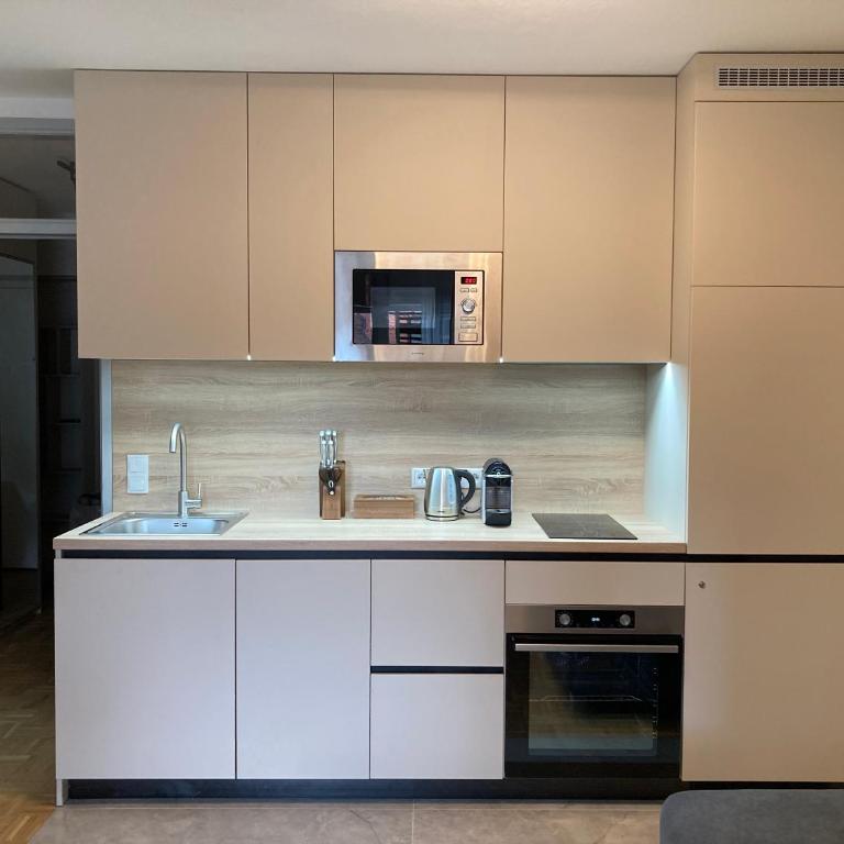Fresh Apartment City & Free Parking - Apartamento de 1 dormitorio - 8