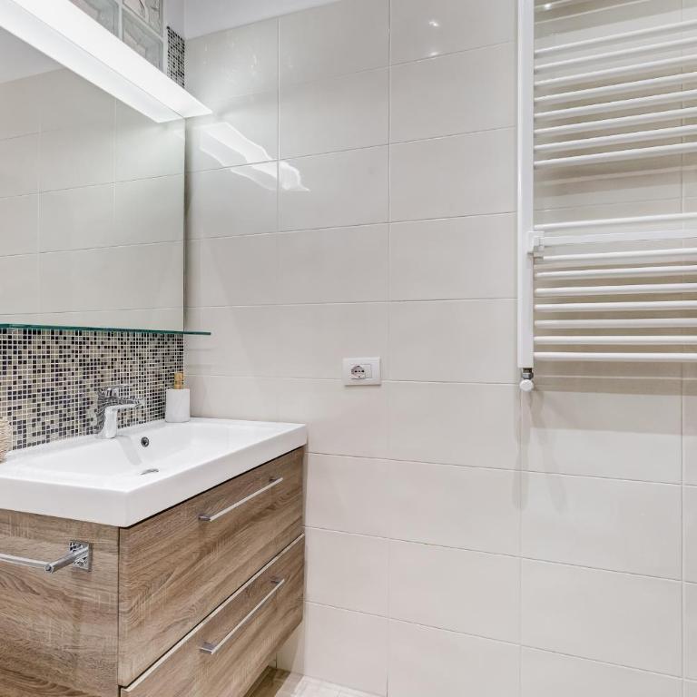 NEW Vatican BIG apartment - ROMEDREAMHOME - Apartment mit 3 Schlafzimmern - 84