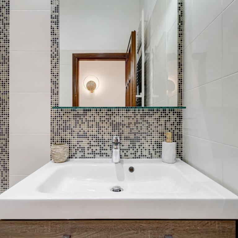 NEW Vatican BIG apartment - ROMEDREAMHOME - Apartment mit 3 Schlafzimmern - 74