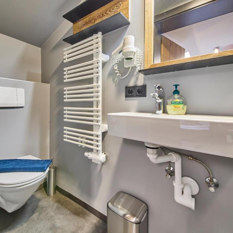 Eibinghof BED & BREAKFAST & SWIM Frühstück Pension - Budget Doppelzimmer - 2