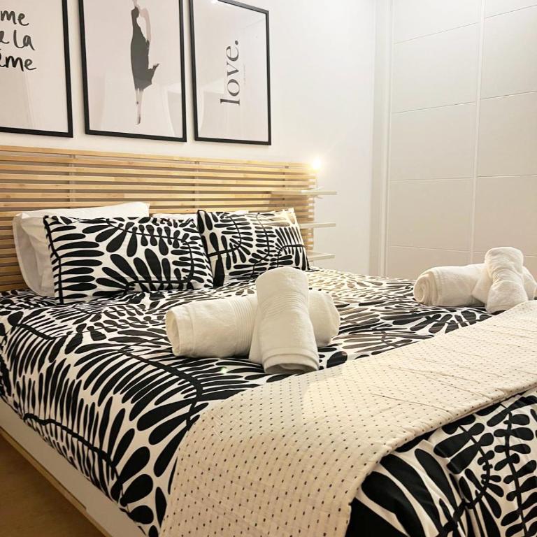 La Mamá Estefanía - Two-Bedroom Apartment - 23