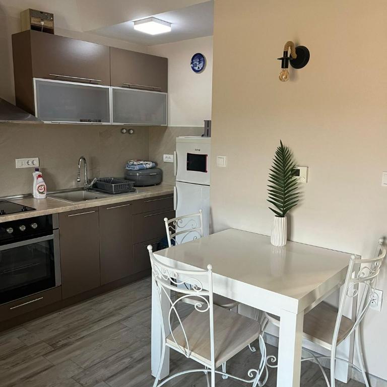 Apartman Jana 4 - Apartman sa 3 Spavaće Sobe - 4
