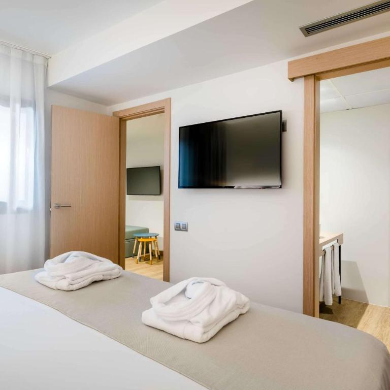 Occidental Alicante - Family Room - 2