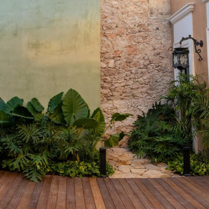 Casa Clementina Luxe Rustic Haven 5 star Location - Three-Bedroom Vacation Home - 28