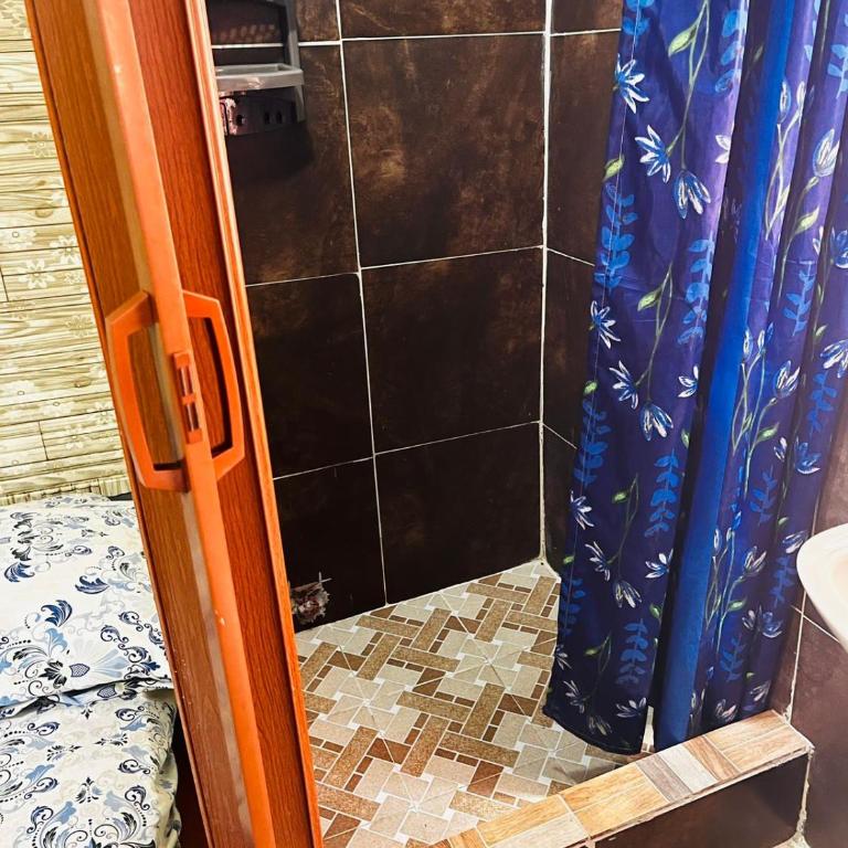 Hospedaje Arvakeni - Double Room with Private Bathroom - 2
