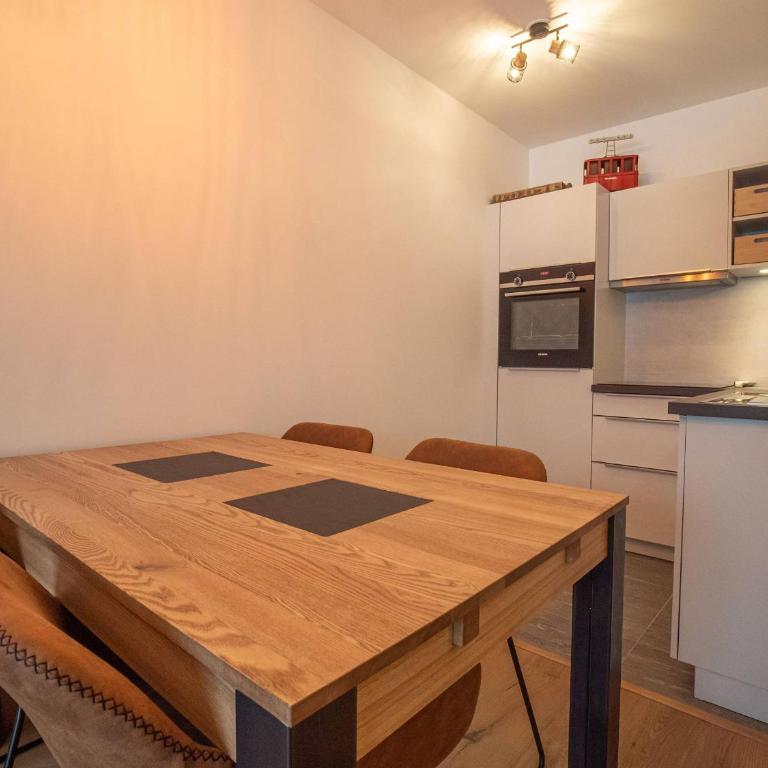 Valmorel: Appt 6 pers, 2 ch, parking, wifi, skis aux pieds - FR-1-356-511 - Apartamento - 8