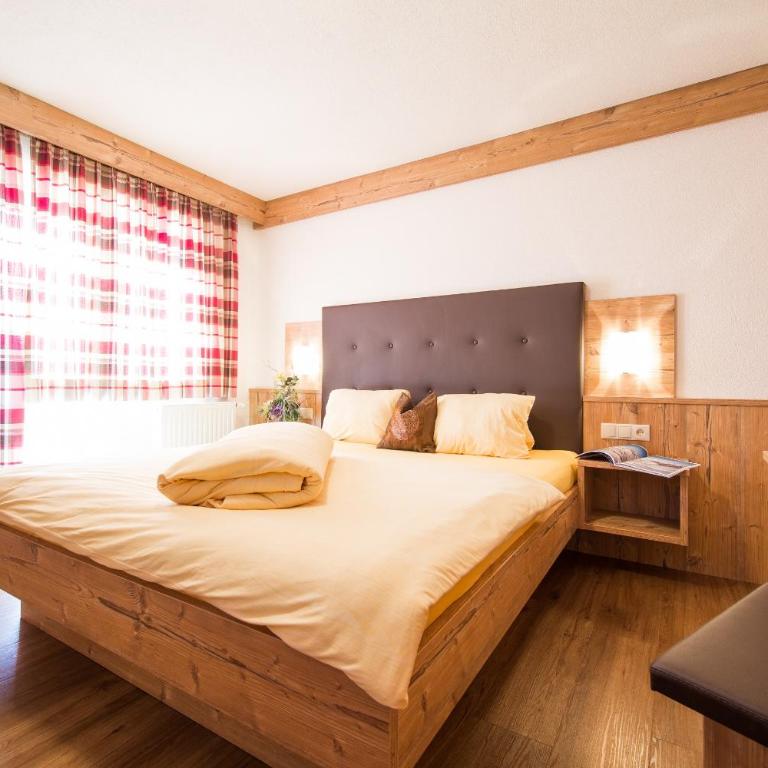Gästehaus Falkner Ignaz - Standard Apartment mit 2 Schlafzimmern und Balkon - 2