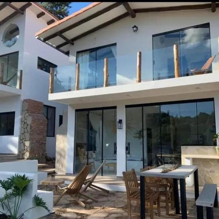 Prana Cabaña Mandala a estrenar 4 hab - Villa - 35