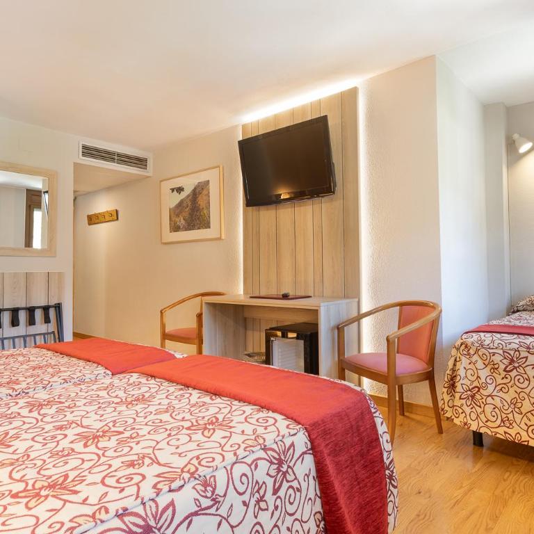 Hotel Eth Solan SPA & FITNESS - Habitación Triple - 9