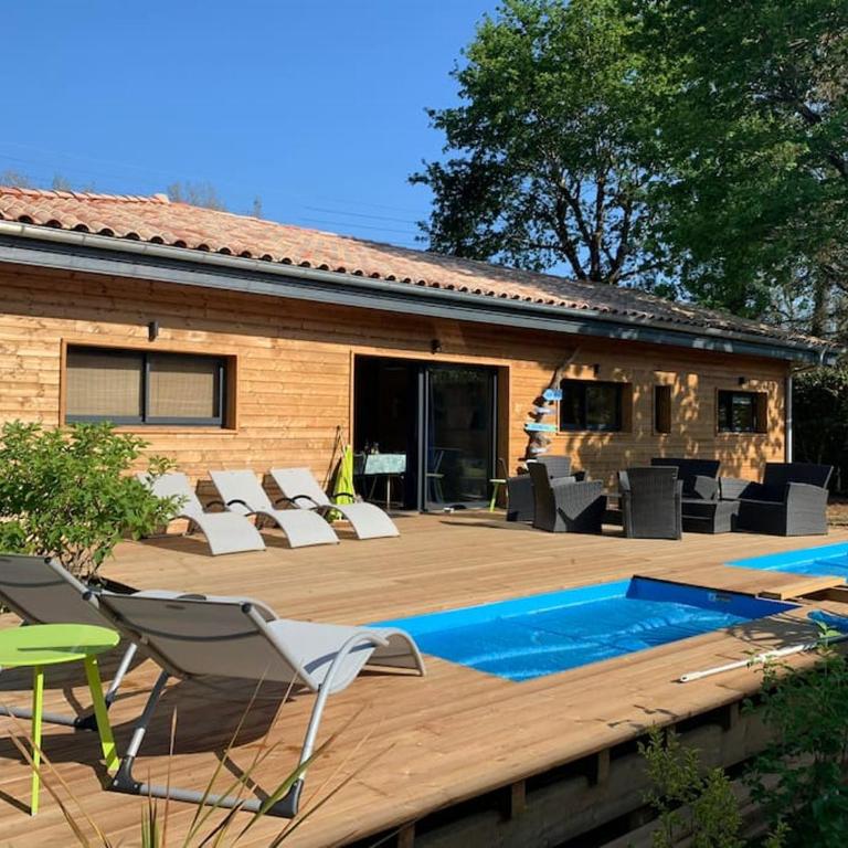 Casa Lenha, Maison en bois avec 1 petit bassin - Maison 4 Chambres - 1