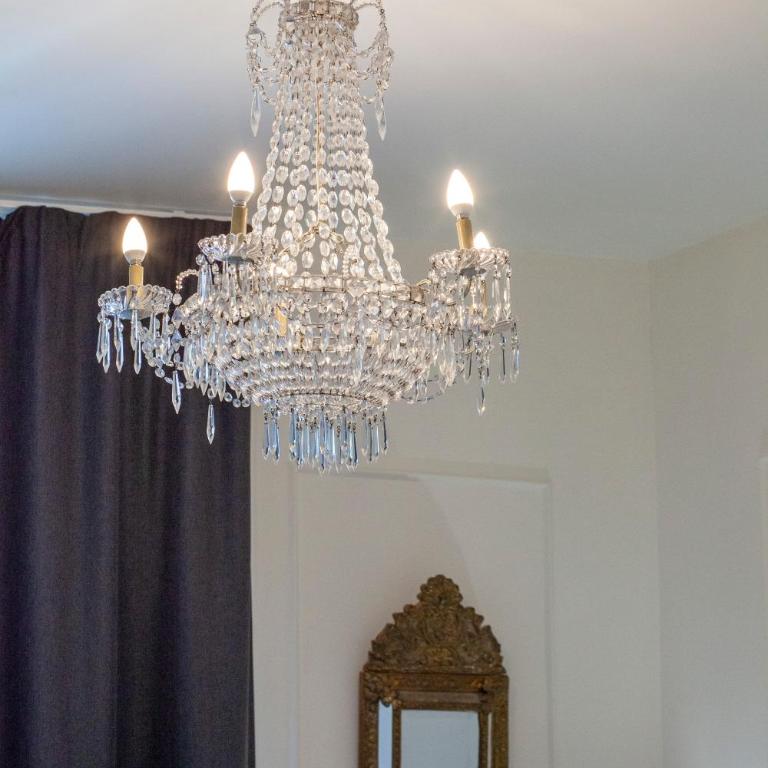 Pries Homes La Casa Azul - Deluxe King Room - 15