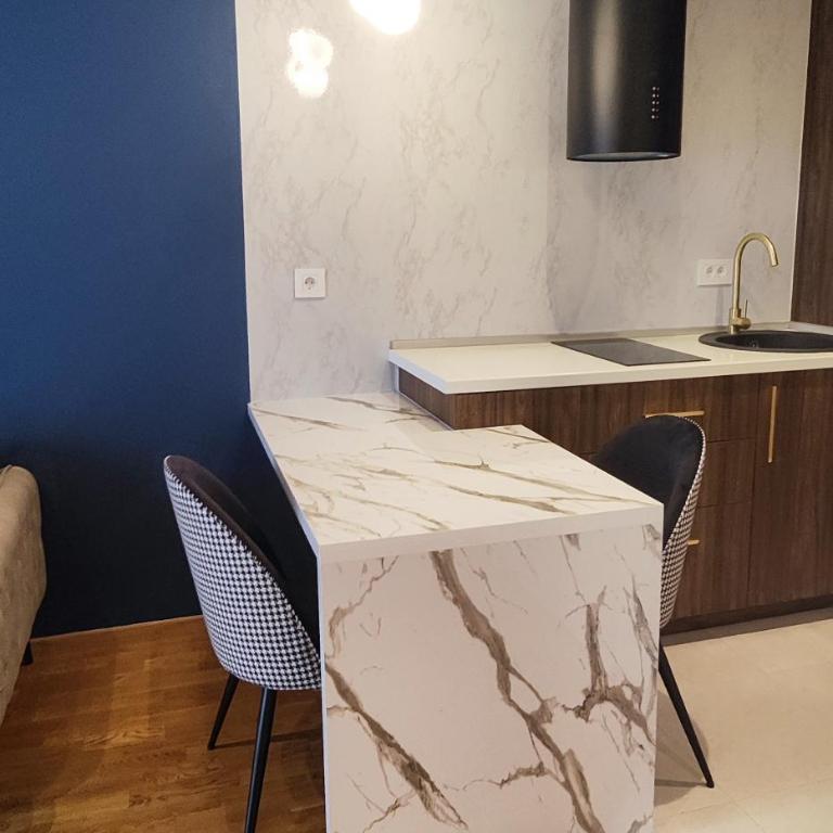 Elegant Apartment with Urban Charm - Apartman sa 1 Spavaćom Sobom - 6