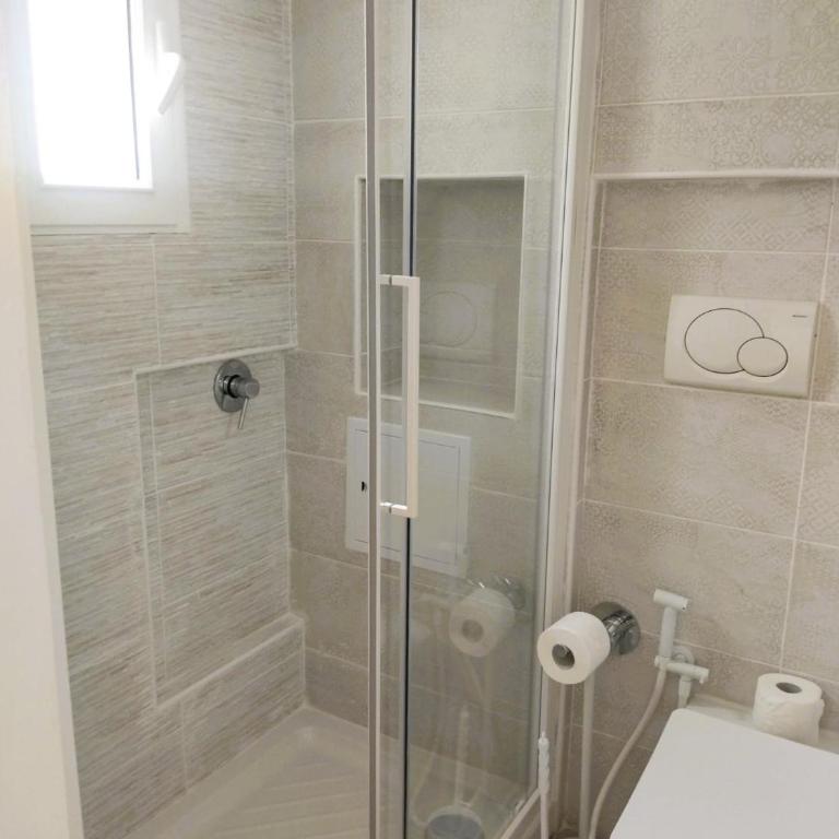 San Cosimato cozy flat - Two-Bedroom Apartment - 14
