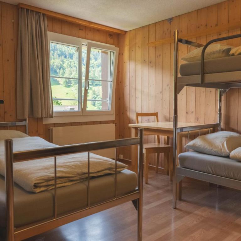 Engelberg Youth Hostel - Dormitorio Misto con 6 Posti Letto - 2