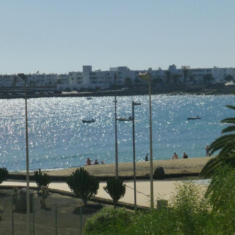 Lanzarote Beachfront Apartment on Las Cucharas Beach with a sea view - Apartamento de 1 dormitorio - 11