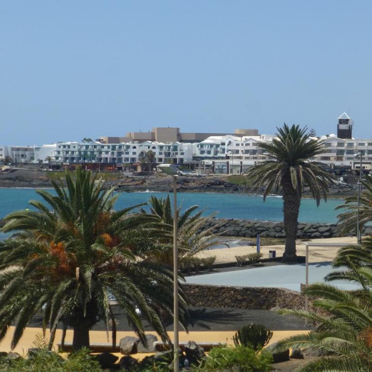 Lanzarote Beachfront Apartment on Las Cucharas Beach with a sea view - Apartamento de 1 dormitorio - 9