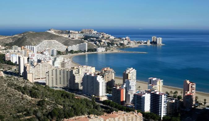 NUEVO, a 90 metros de la playa y con vistas al mar - Three-Bedroom Premium Apartment - 35