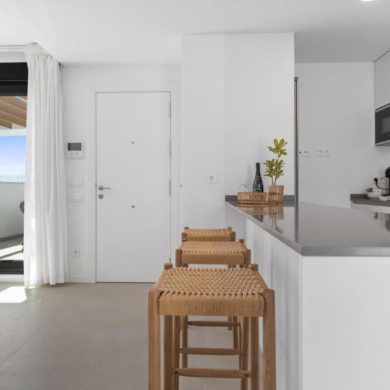 Penthouse Diamond - Private Pool, Terrace, Sea View, Gym & BBQ - Three-Bedroom Apartment with Private Pool - 25