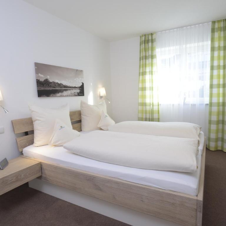 Ferienwohnungen Gerlach - Apartment mit 1 Schlafzimmer und Balkon - 3