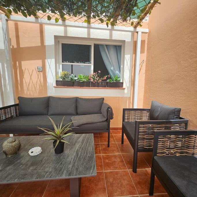 Esmeralda Sunny Relax - One-Bedroom Apartment - 8