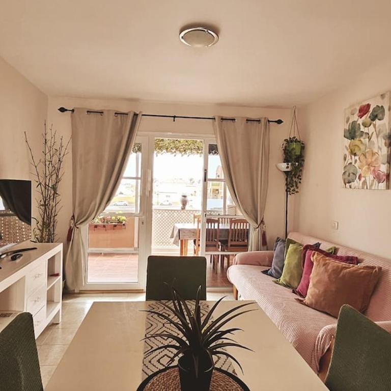Esmeralda Sunny Relax - One-Bedroom Apartment - 10