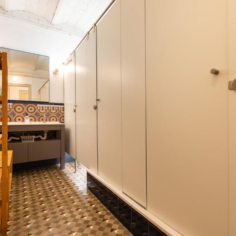 B41 - Apartamento para grandes grupos en BCN centro - Apartment - 40