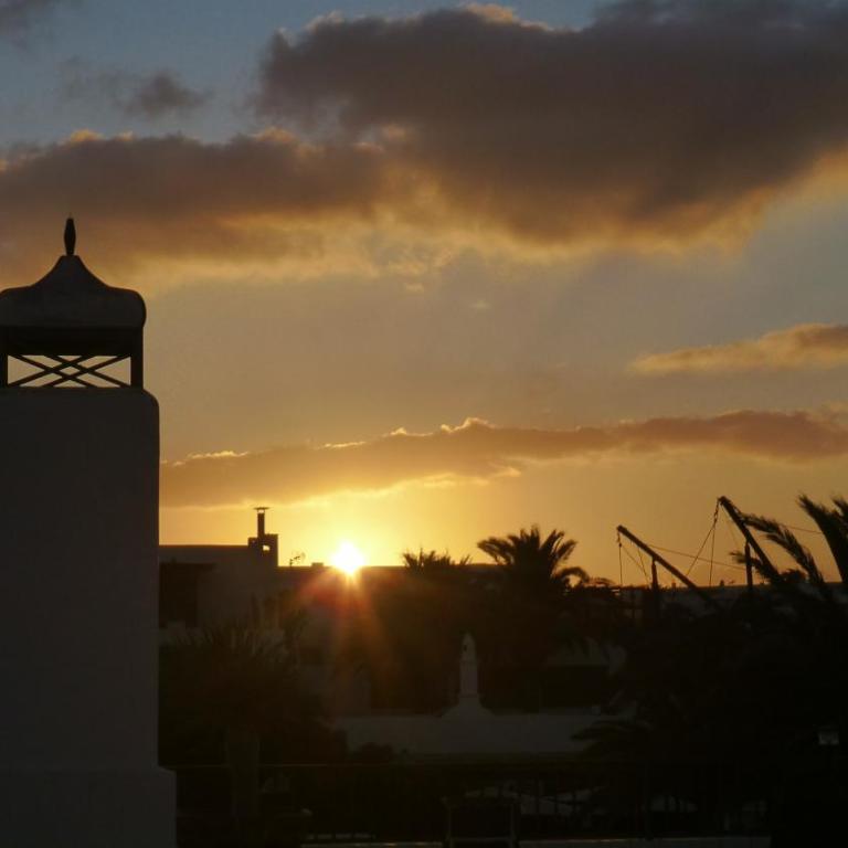Lanzarote Beachfront Apartment on Las Cucharas Beach with a sea view - Apartamento de 1 dormitorio - 22