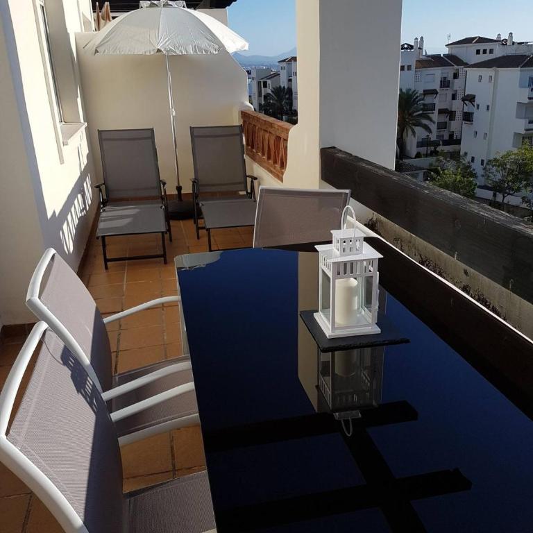 Top Floor Apt Close To Duquesa - Apartamento - 2