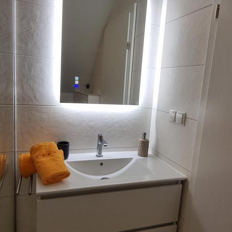 Apartments in Graz - Deluxe Doppelzimmer mit Balkon - 5