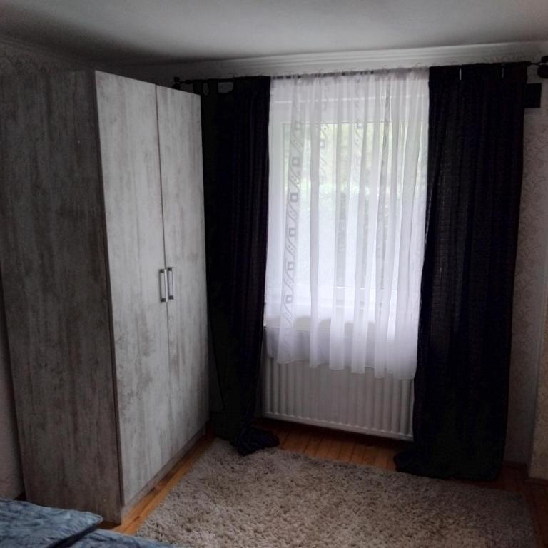 Bazen - One-Bedroom Apartment - 34