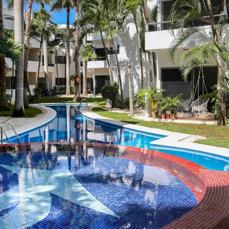 Lovely 2 Bdrm Condo in Gated Community & Pool View - Apartamento de 2 dormitorios con vistas a la piscina - 67