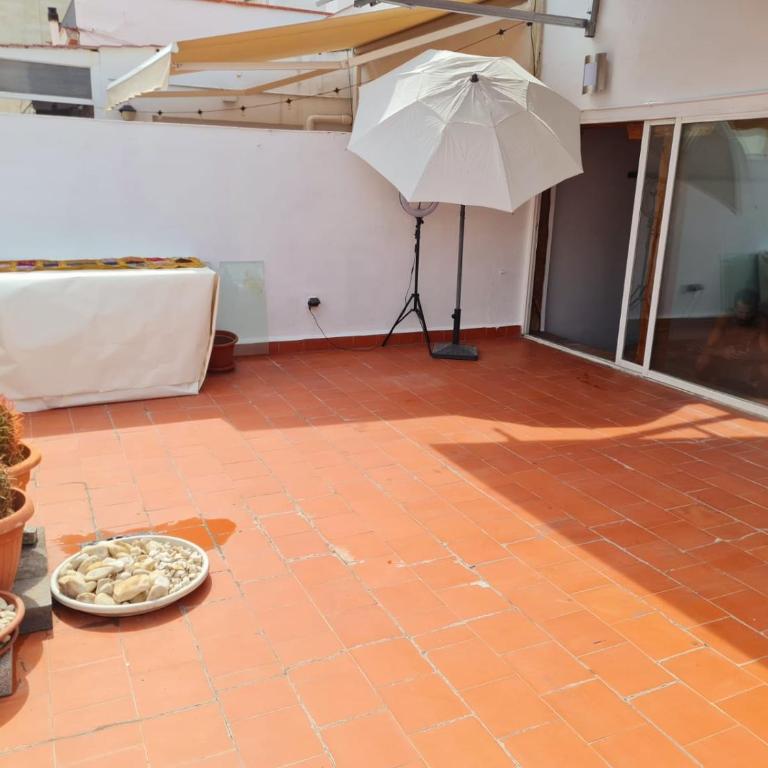 Ático en la Calle Fuencarrai con Gran Via - One-Bedroom Apartment - 16