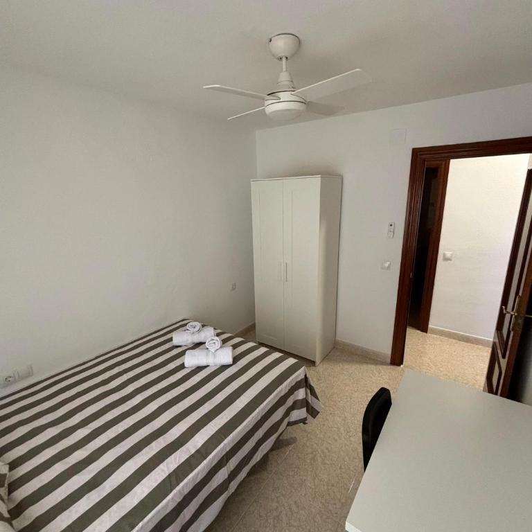 Piso céntrico con parking privado y terraza super - Apartamento - 11