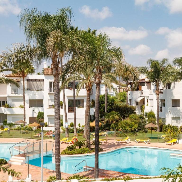 Avalon Apt Costalita Close To The Beach And Golf - Apartment - 4