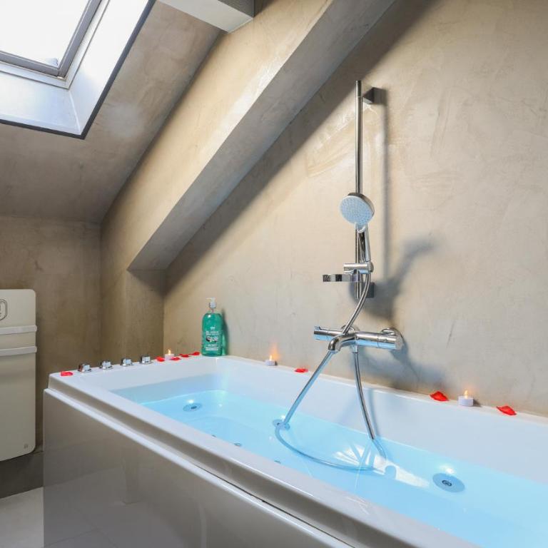 Cloud Stylish flat with jacuzzi near city center - Loft - 2