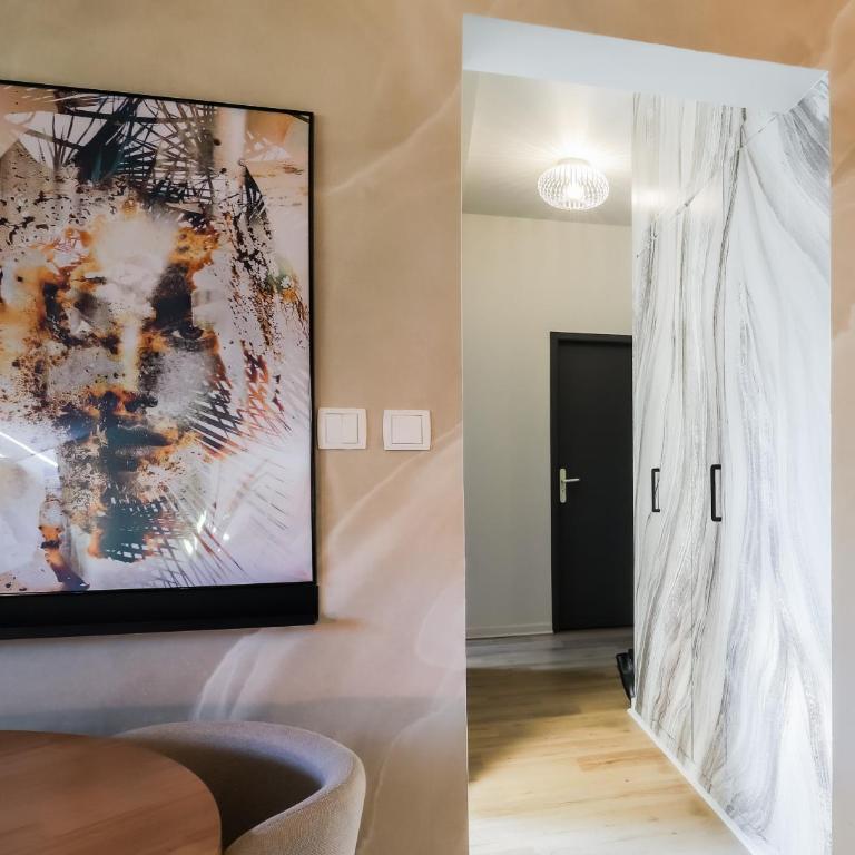 Cloud Stylish flat with jacuzzi near city center - Loft - 10