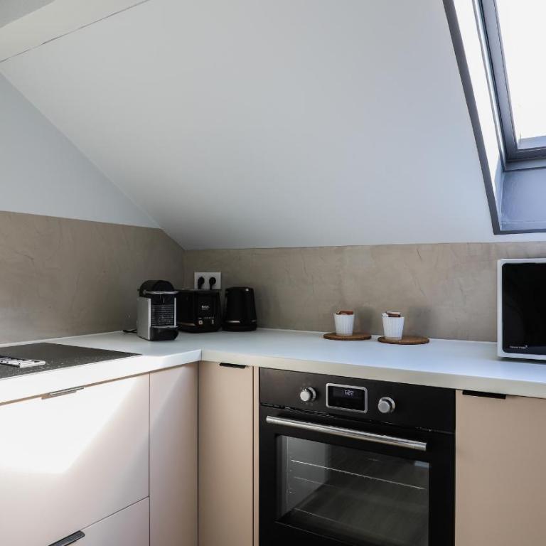 Cloud Stylish flat with jacuzzi near city center - Loft - 11