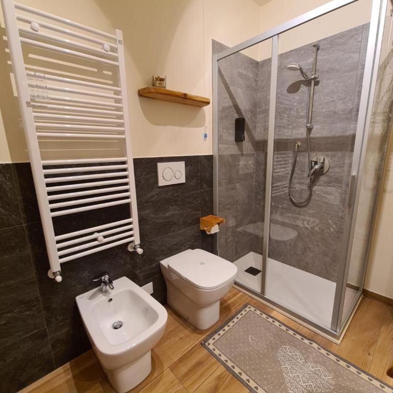La Maison. La Roccia dello Stambecco - Appartamento con 1 Camera da Letto - 11