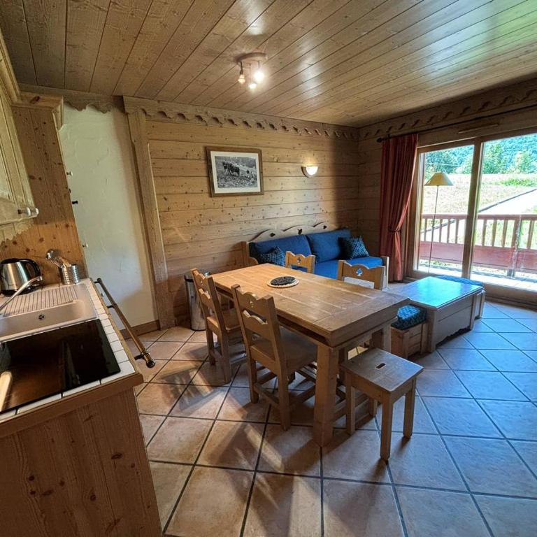 Appartement avec piscine, spa, parking, Wi-Fi à Saint-Martin-de-Belleville - Appartement 2 Chambres - 3