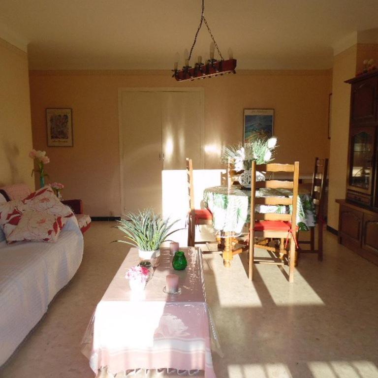 Charmant F2 à Amélie-les-Bains avec terrasse, parking et Wi-Fi, proche thermes et centre-ville - Appartement 1 Chambre - 9