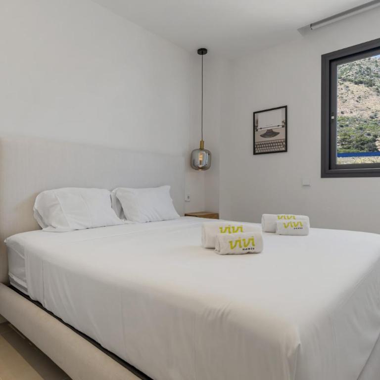 ViVi Homes - Gerrard, Terrace, Pool & Sea Vew - Apartment with Sea View - 35
