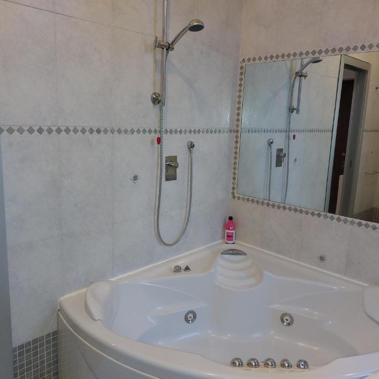Confortable flat near pz Firenze - Appartamento con 1 Camera da Letto - 7