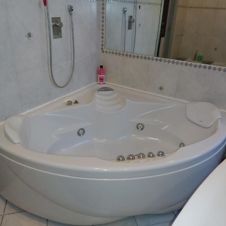 Confortable flat near pz Firenze - Appartamento con 1 Camera da Letto - 10