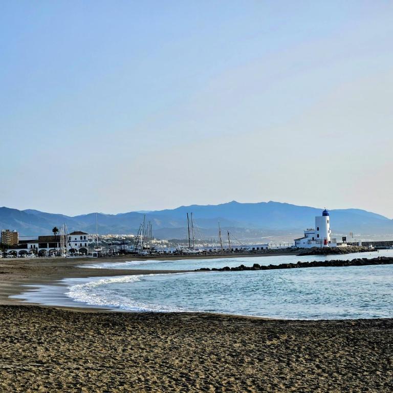 Duquesa Suites - superb Sea views & overlooking pool - Apartamento de 2 dormitorios - 77